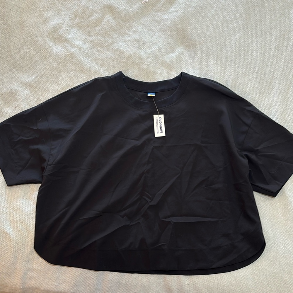 Old Navy Black Workout Top